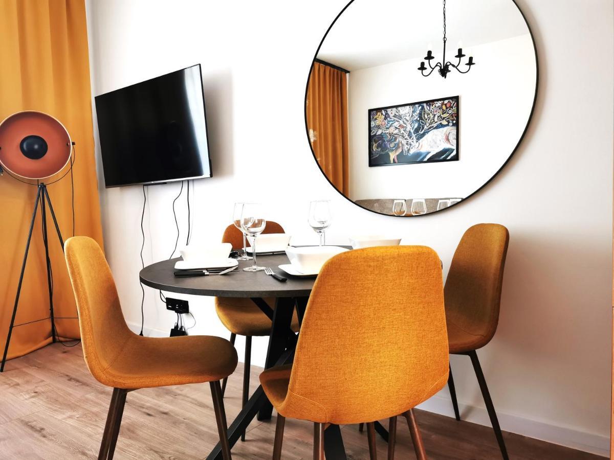 Podwale Apartment - Self Check-In 24H Вроцлав Екстериор снимка